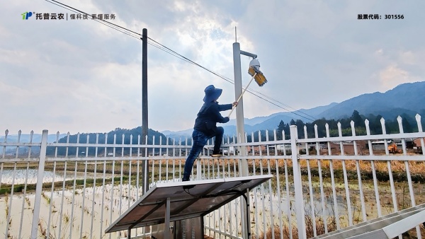 春壟之上，托普人用專業與溫度，喚醒每一臺“農田衛士”